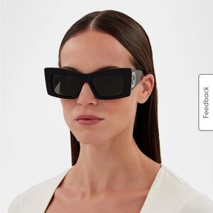 Gucci Black Sunglasses GG1824S in Velvet Case